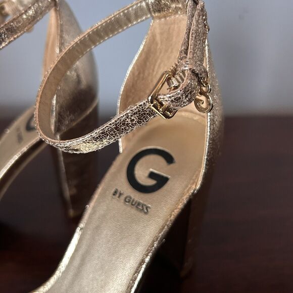 G by Guess Women’s Heels Gold Size 6.5 Chunky Heel Ankle Buckle - Picture 5 of 10
